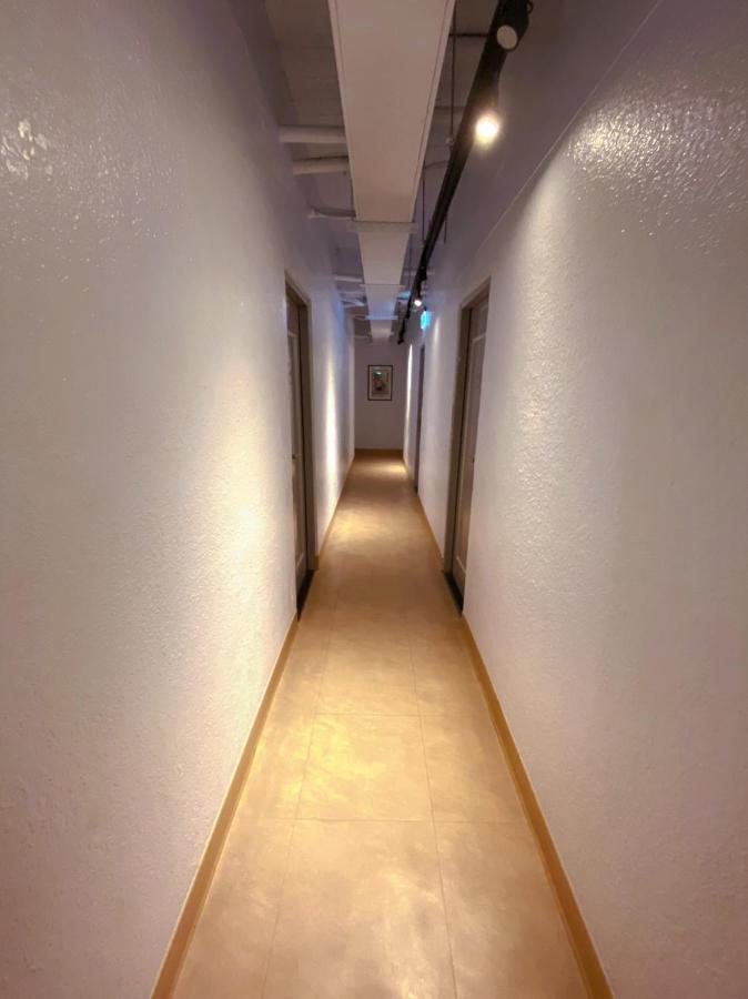 Hotel Huru House Taichung Eksteriør billede