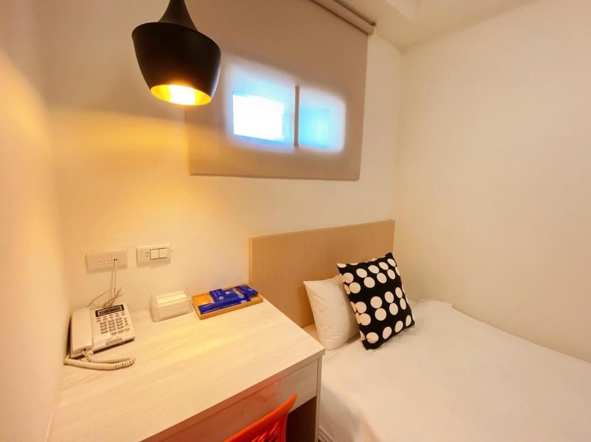 Hotel Huru House Taichung Eksteriør billede