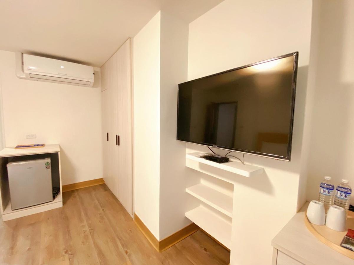 Hotel Huru House Taichung Eksteriør billede